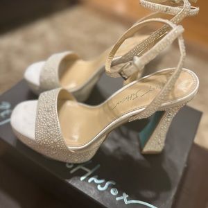 Betsey Johnson pearl platform heels size 7.5